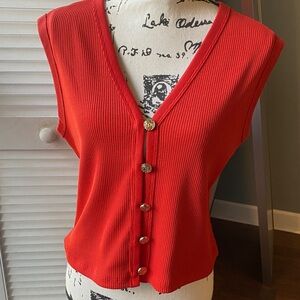 H&M Red Sleeveless V-Neck Crop Top